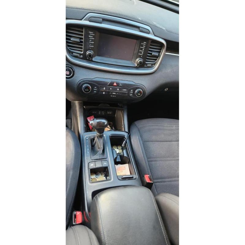 Kia sorento automatica - 7 asientos - excelente - 9