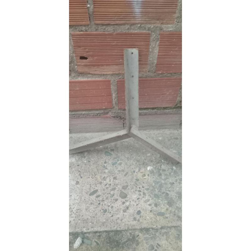 Vendo brazo de extension en cruz para alambrado