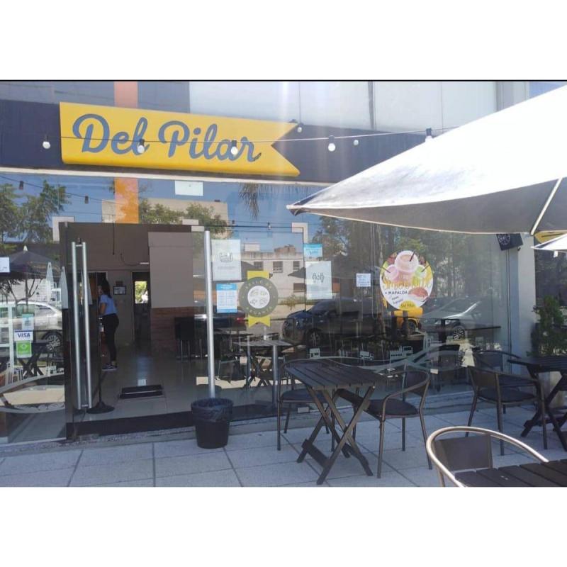Se vende fondo de comercio de cafeteria