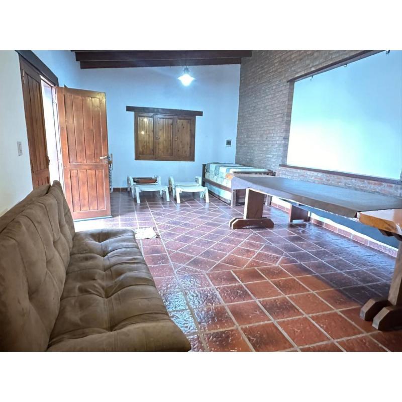 Potrero de Garay, vendo casa con pileta