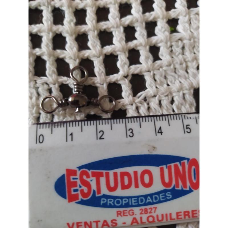 Esmerillones triples