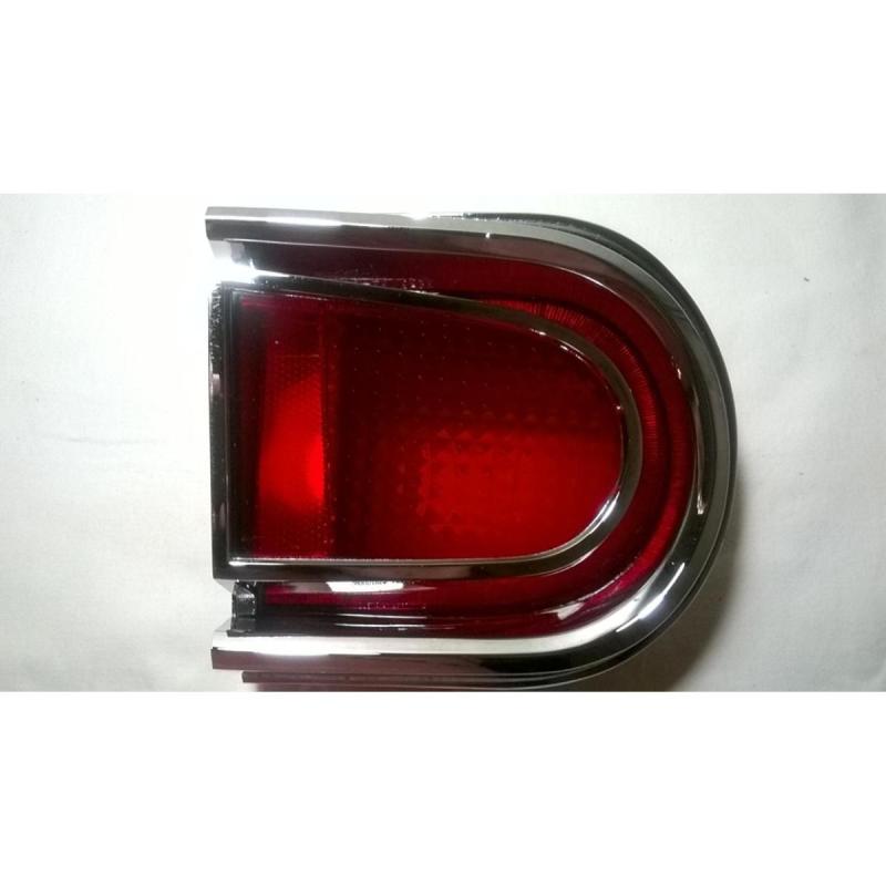 Faro trasero interno izq. Valiant 4