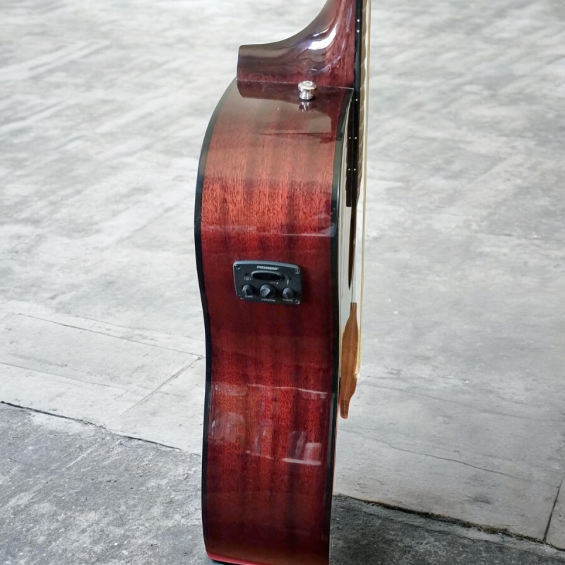 Guitarra electroacústica Fender dreadnought