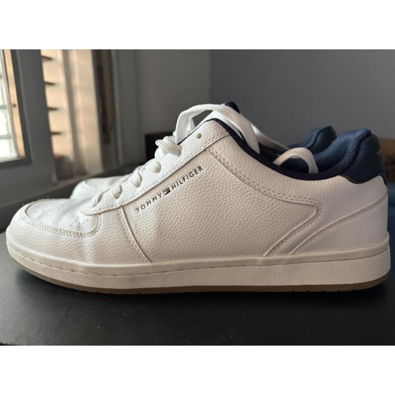 Zapatillas Tommy Hilfiger Talle 44 Nuevas