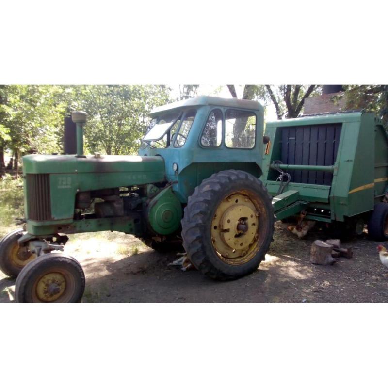 Tractor John Deere 730 [cod. 1]