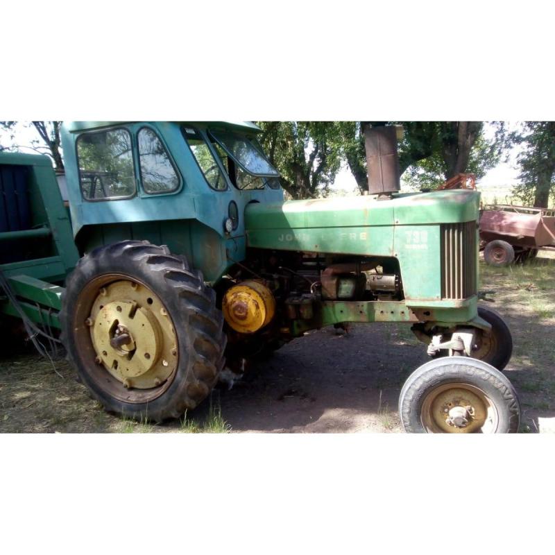 Tractor John Deere 730 [cod. 1] - 2