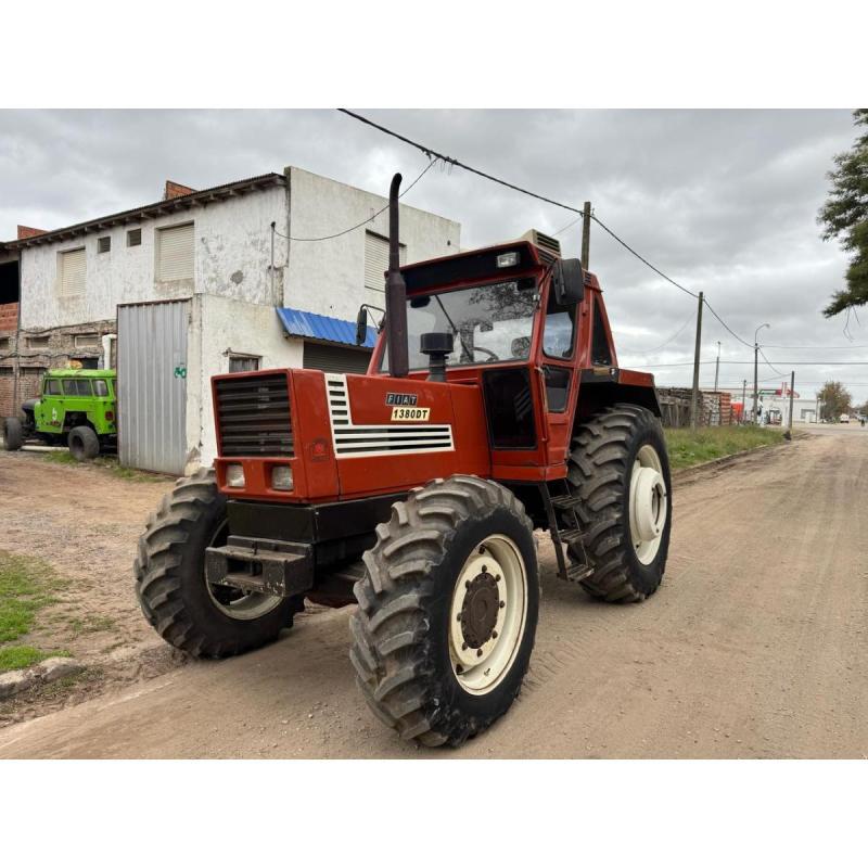 Tractor Fiat 1380 Doble Tracción [COD. 8] - 11