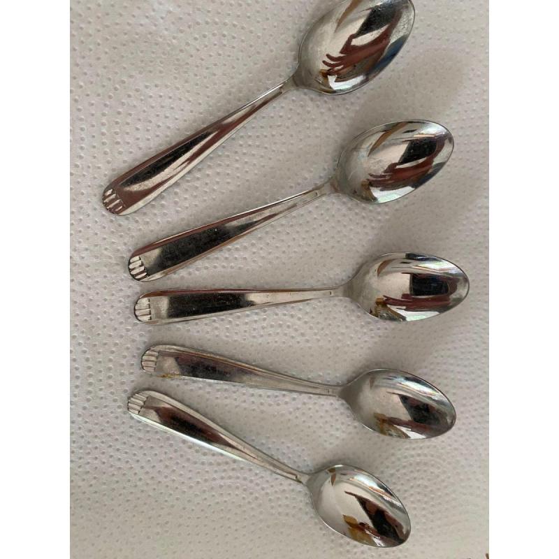 Oferta platos y cucharitas