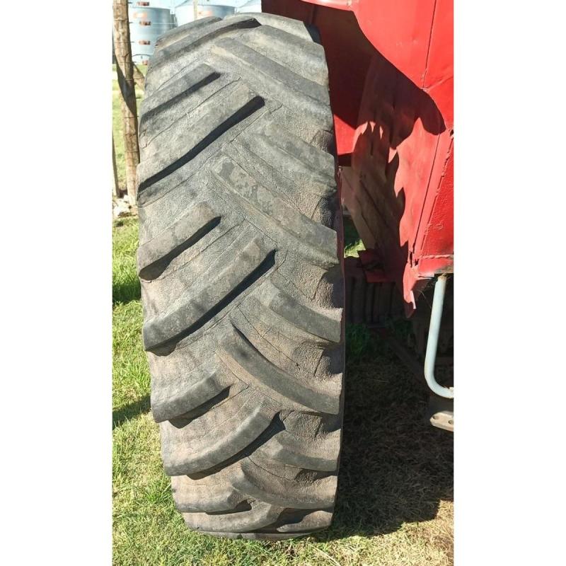 Tractor Massey Ferguson 1078 con Pala [COD. 26] - 14