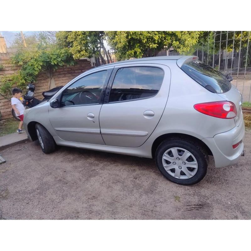 PEUGEOT - TIPO: 17- SEDAN 5 PUERTAS Modelo 2014. Todo al día. Listo Para Transferir. - 7