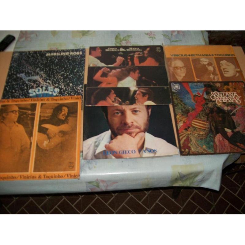 lote completo de discos de vinilo (170) y de pasta (120)