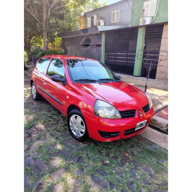 Vendo Clio 2 pack plus 2010