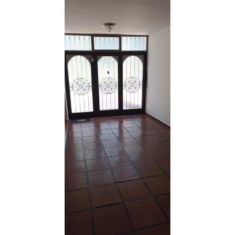 Casa con 4 dorm. barrio juan xxiii - 2