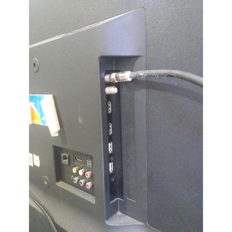Smart Tv Sanyo Lce40if26 40'' Led Full Hd A Reparar/repuesto - 2