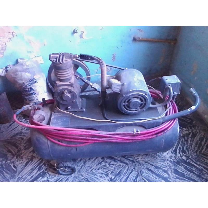 Compresor de Aire (Excelente Oportunidad. VENTA URGENTE)
