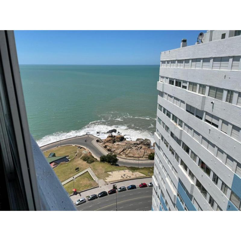 Dueño vende dpto 2 amb en Mar del Plata frente al mar - 2