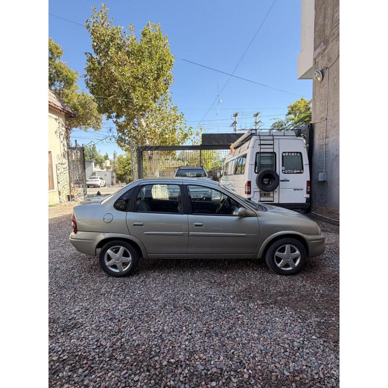 Chevrolet corsa classic gls 1.4, nafta modelo 2009