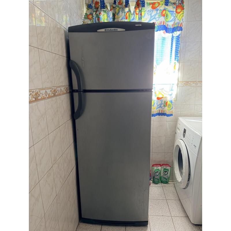 Heladera No Frost Columbia de 570 Lts