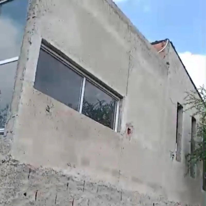 Vendo lote con Construccion de Material, Facilidades de Entrega y Cuotas - 8