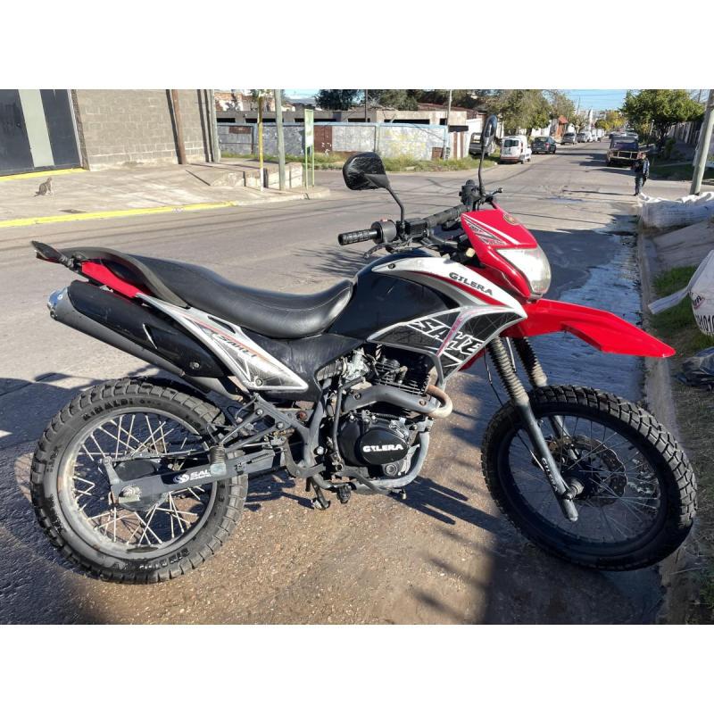Vendo moto gilera Sahel 150cc - 2