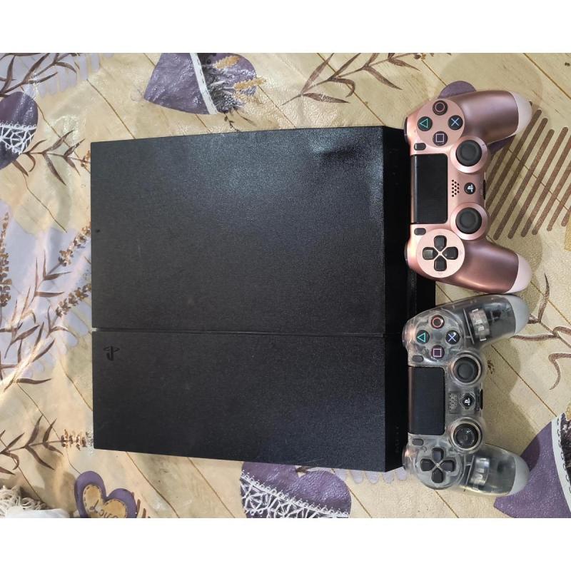 Playstation 4 fat de 500gb 2 joystick originales