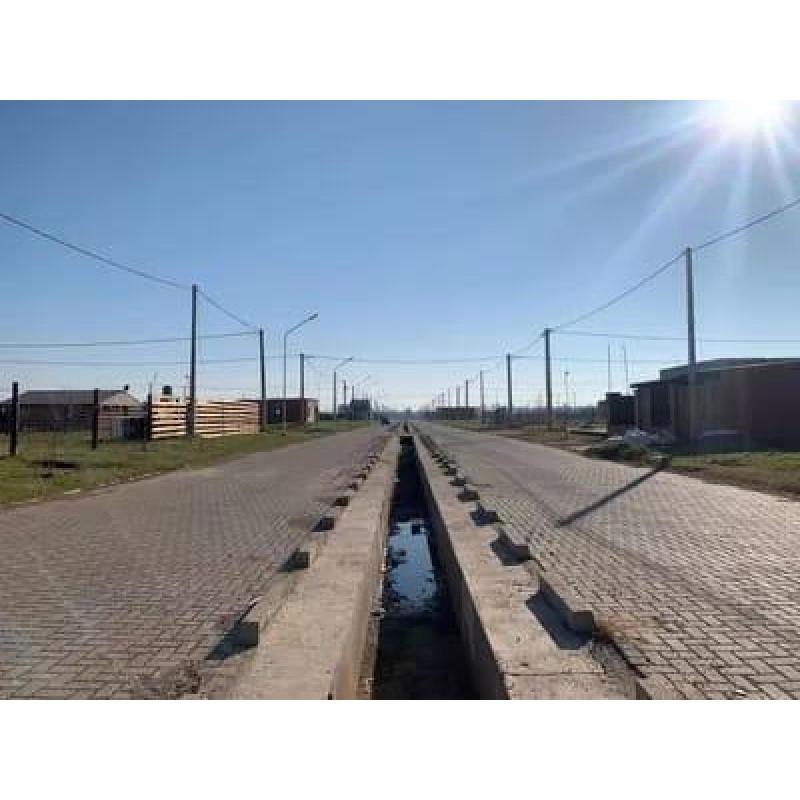 Venta de Terreno en Puerto San Martín - Barrio La Pedrera