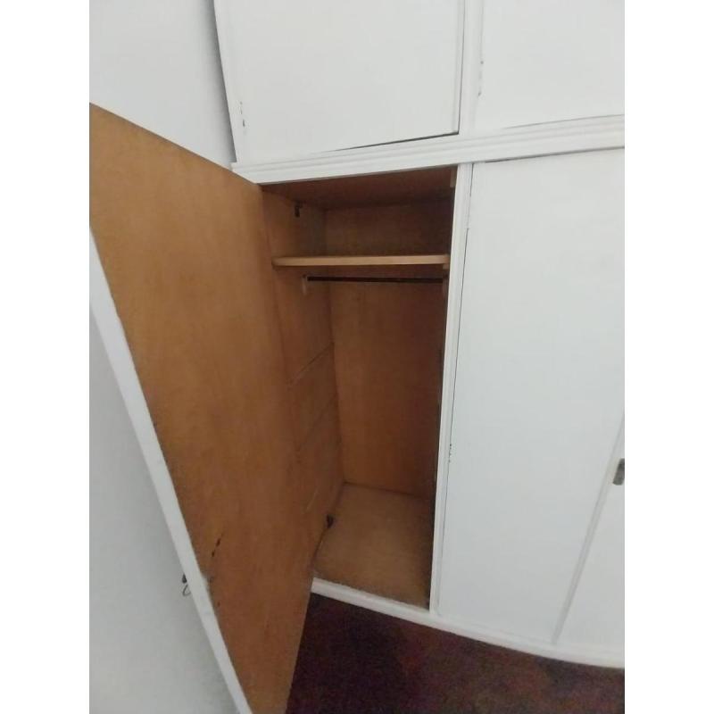 Ropero de madera maciza - 4