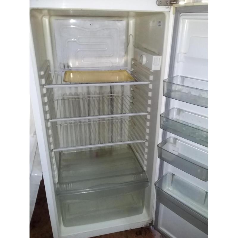 Heladera frezzer Eslabon de Lujo Funcionando - 8