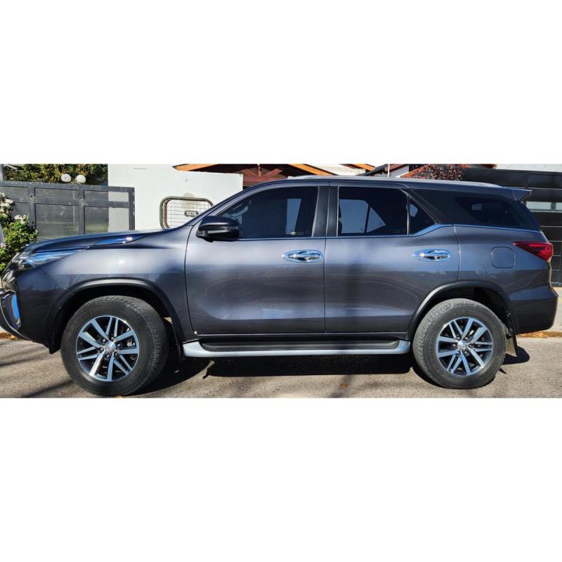 Sw4 srx 2018 at 2.8 7 asientos , levas volante 113.000 km unico dueÑo - 4