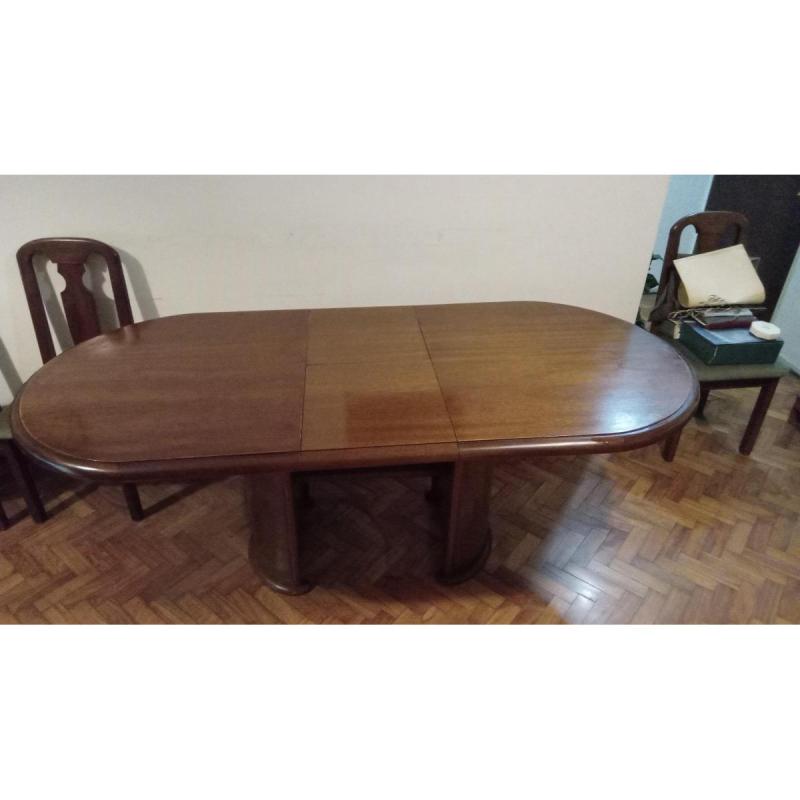Mesa extensible. Madera de petiribí macizo