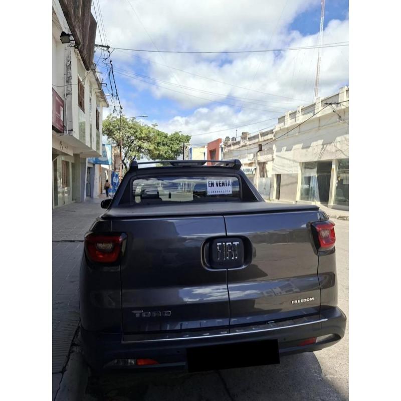 Fiat toro freedom 1.8 16v 4x2 at6 - 14