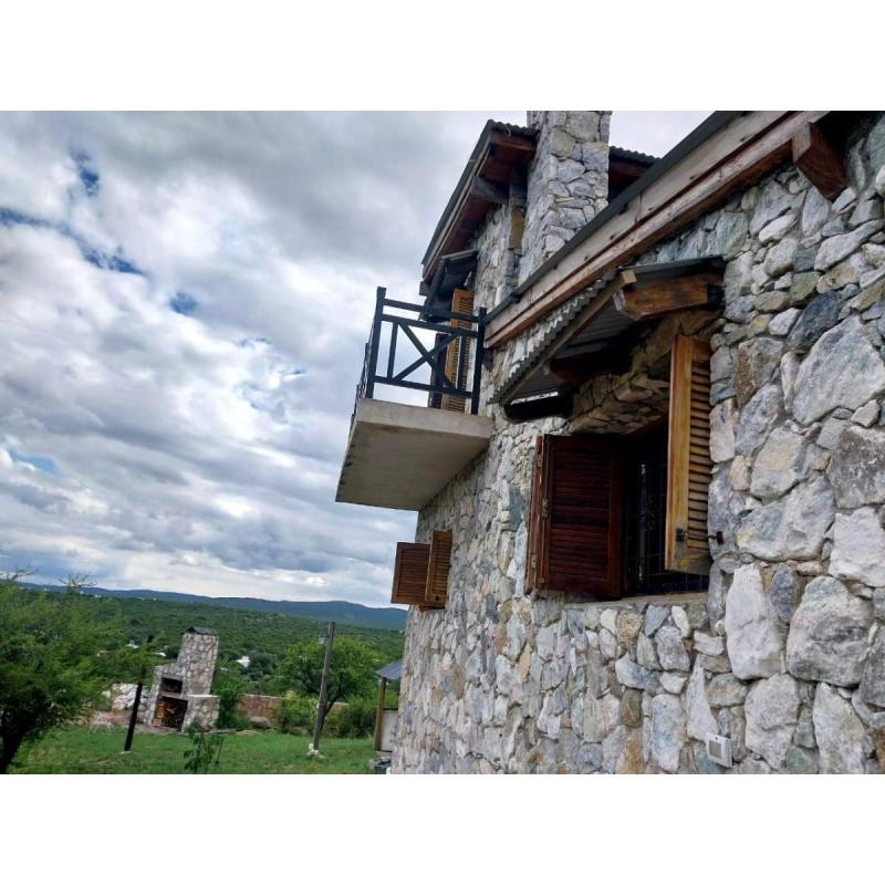 Casa capilla del monte. integramente de piedra. dueÑo vende - 17