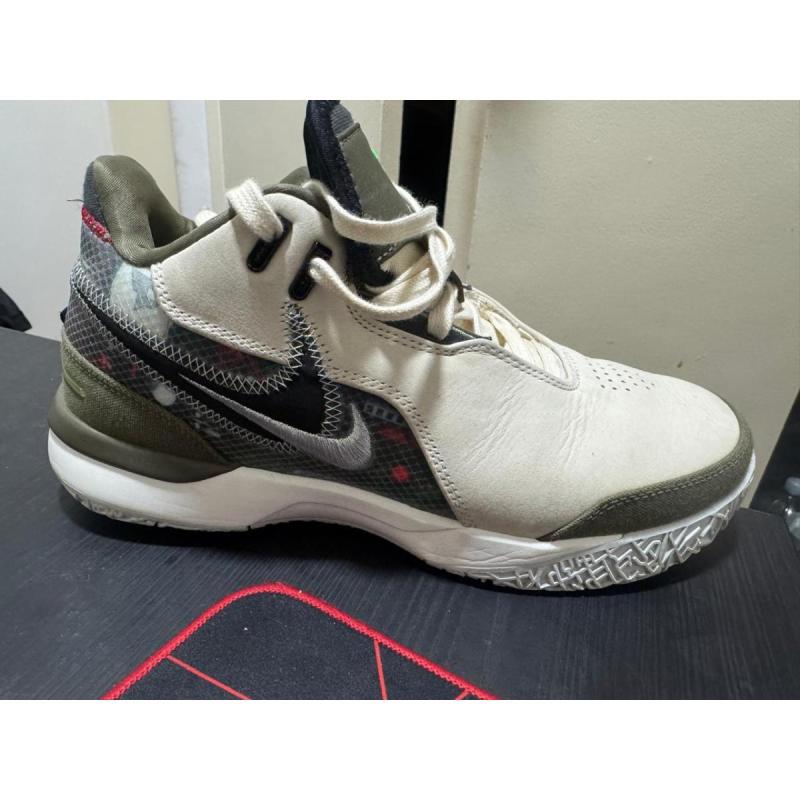 Nike Zoom LeBron XXT Gen AMPD — FaZe Gaming Set-up - 2