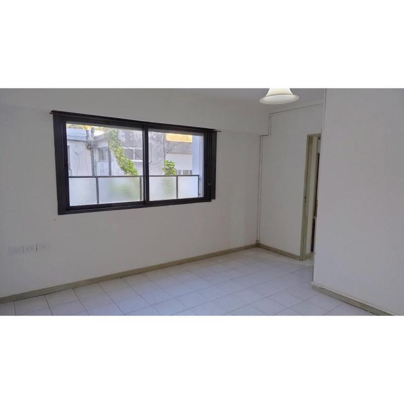 Alquiler Dpto en 41 e/18 y 19 (La Plata), dos dormitorios.