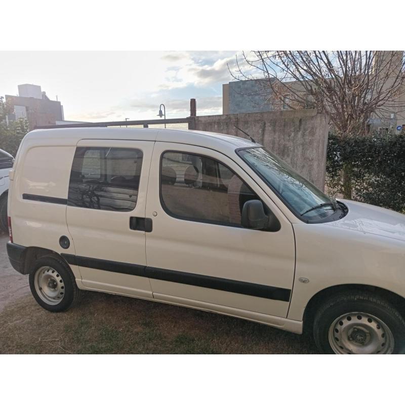 Vendo peugeot partner