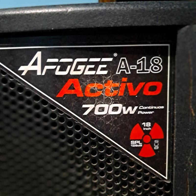 Sublow activo Apogee a18 350rms
