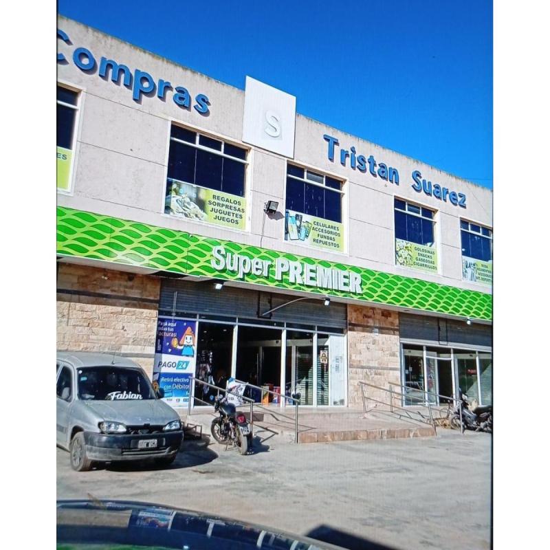 Alquilo locales en unico Shopping Paseo Tristan Suarez. Ezeiza !