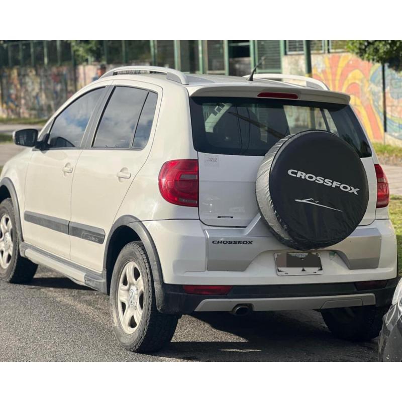 Volkswagen Crossfox C/GNC excelente estado - 2