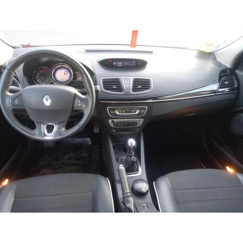 SOLO PARA ENTENDIDOS. Megane III 2.0 Luxe, única mano con 38.000 km ! - 5