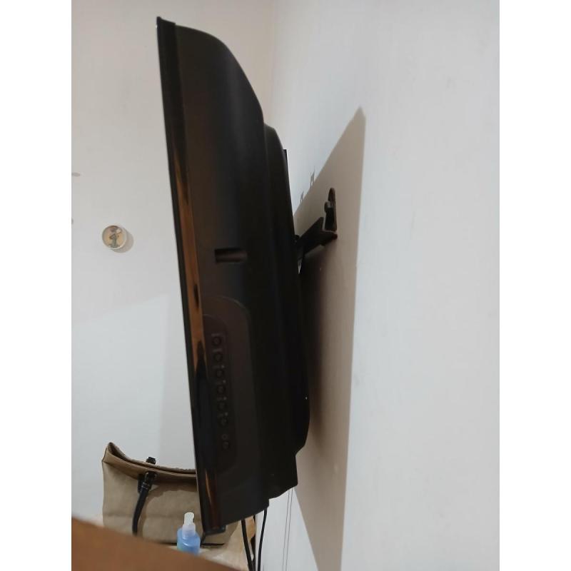 Tv lcd bgh feelnology - 2
