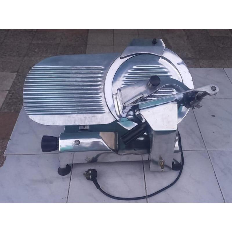 Cortadora de fiambres Pagani Regina 300 profesional