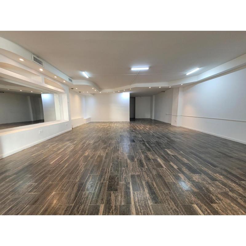 Edificio en Venta (712m2) - Financiación Disponible - 4