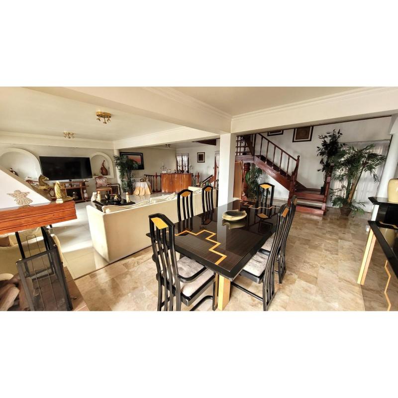 Edificio en Venta (712m2) - Financiación Disponible - 12