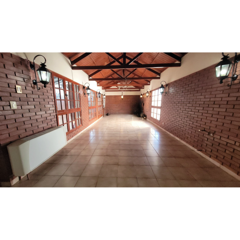 Edificio en Venta (712m2) - Financiación Disponible - 17