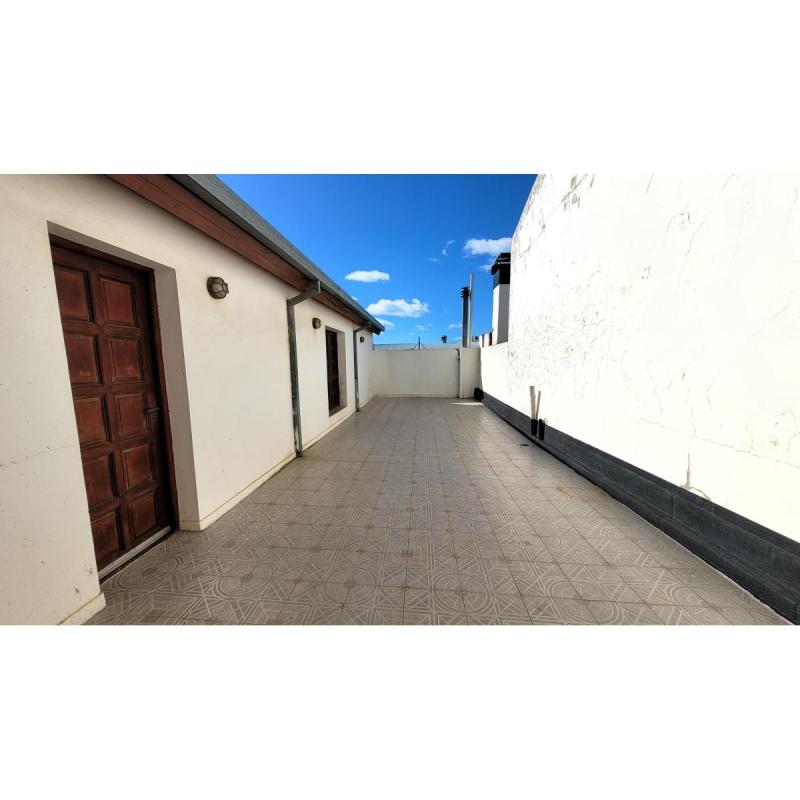 Edificio en Venta (712m2) - Financiación Disponible - 18