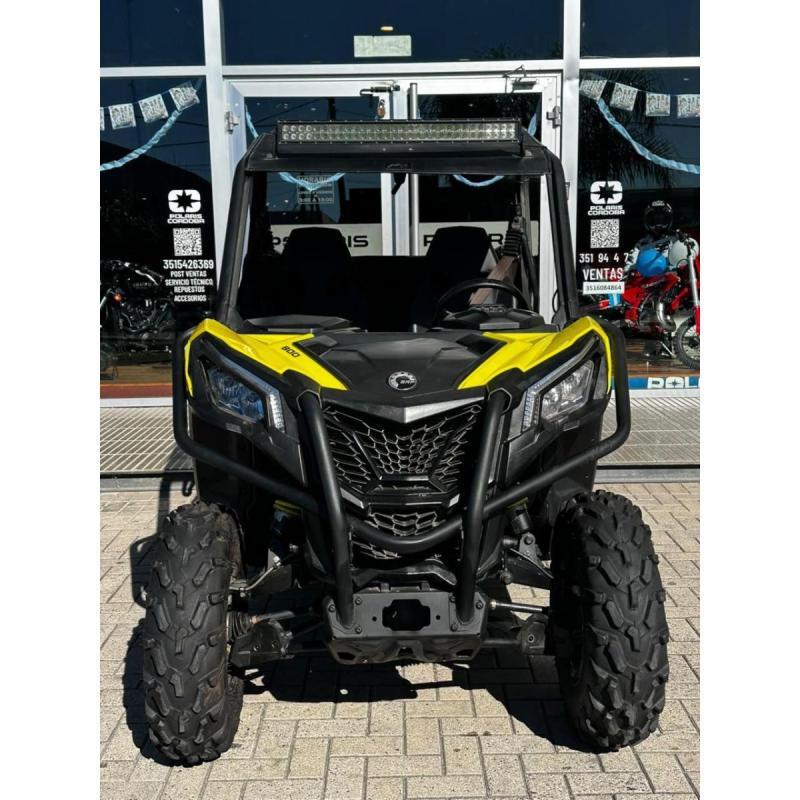 Can am maverick 800 - 4