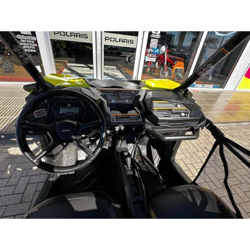Can am maverick 800 - 7