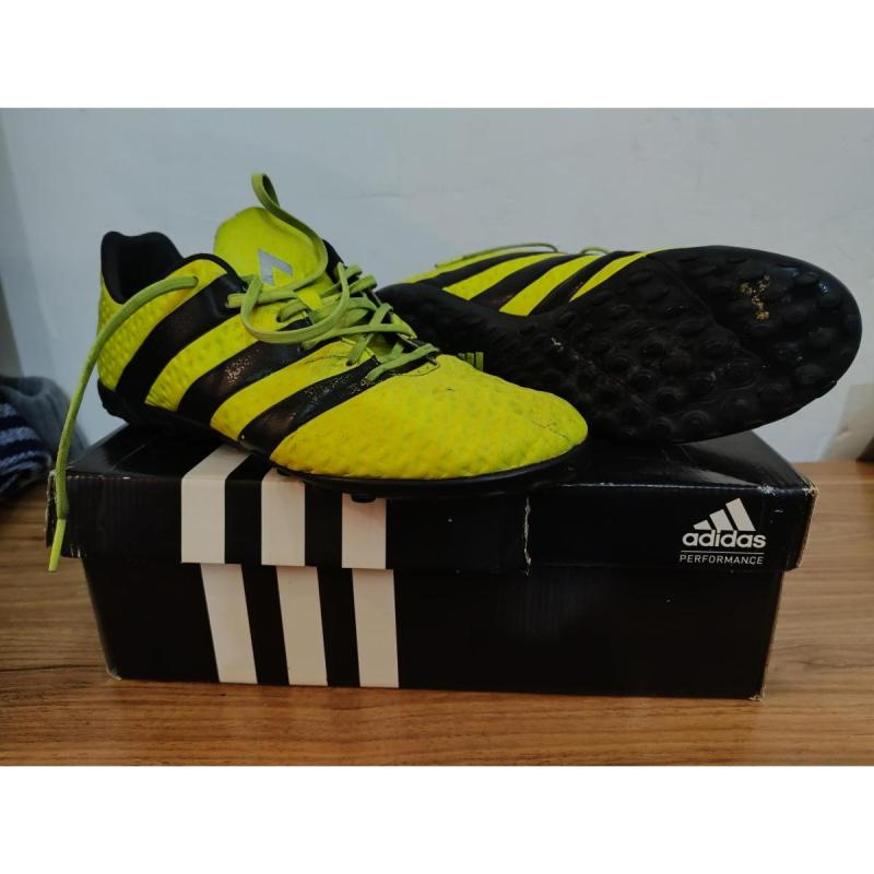 Botines Adidas Talle 9 (USA). MUY POCO USO!
