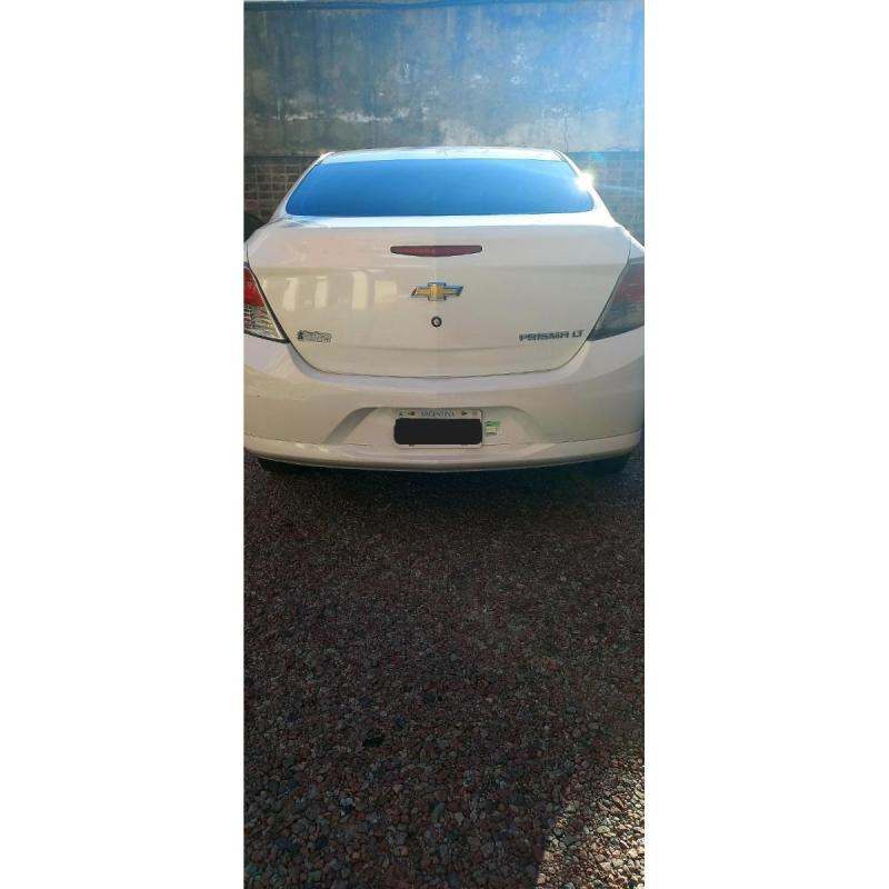Vendo Chevrolet Prisma 2015 con GNC y 48.000km, en excelente estado - 13