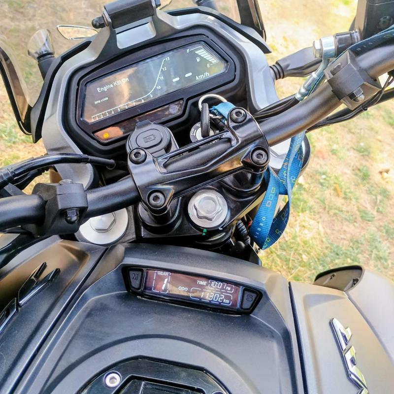 Dominar 400 Tourer Modelo 2023 - 14